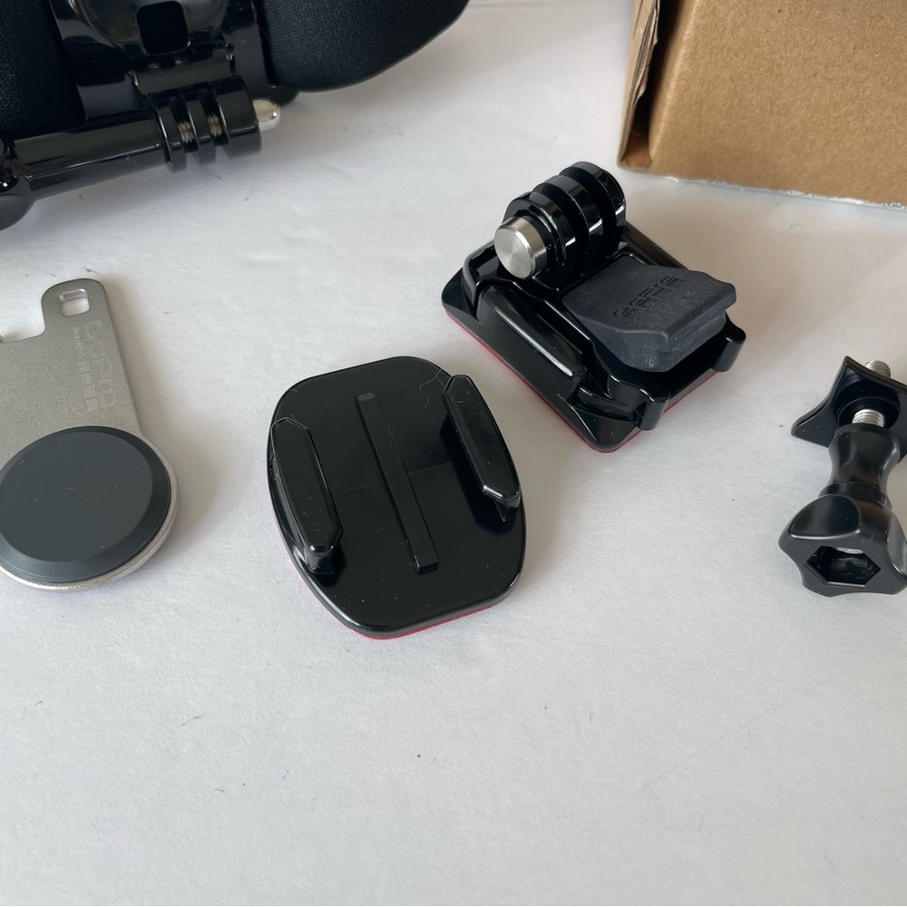 GoPro Headstrap Black Camera Mount - Picture 2 of 6